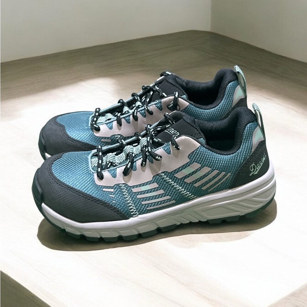 Danner Women’s Run Time 3” Tesl NMT Work Shoes Size 5.
